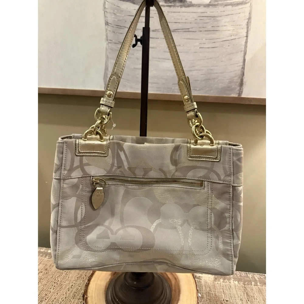Coach vintage penelope